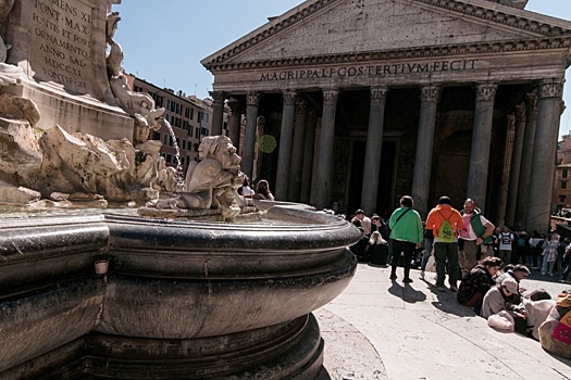 Вход для туристов в римский Пантеон сделали платным