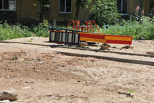 В Самаре выявили 73 детских площадки, которые расположены над трубами водоснабжения