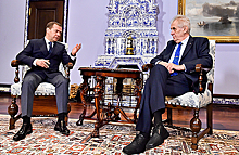 Медведеву пришлось объясняться перед президентом Чехии