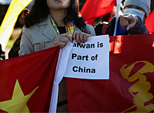 Бывший посол в США Тянькай: Китай не попадет в ловушку прокси-войны на Тайване