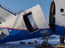 У Airbus в пшеничном поле Новосибирска отпилили хвост