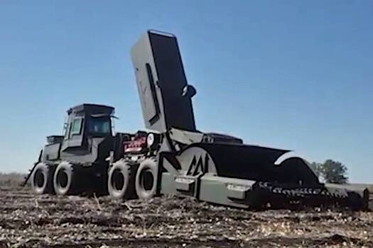 На Украине заметили 14-метрового «монстра» для разминирования