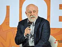 ​Дерипаска отказывает Вексельбергу, Тимченко собирается в Китай, а Рыбаков признается в любви Москве. Как прожили минувшую неделю миллиардеры из списка Forbes с активами на Урале