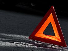 В Самаре автобус врезался в четыре припаркованных автомобиля