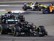 Джордж Рассел сравнил машины Mercedes и Williams