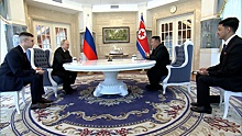 Владимир Путин и Ким Чен Ын начали общение тет-а-тет