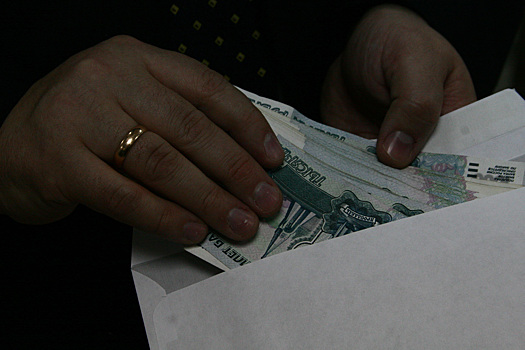 Если работник пожалуется в ФНС на зарплату «в конверте», НДФЛ будет платить работодатель за свой счет