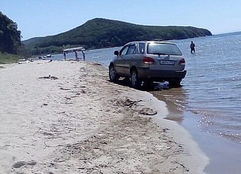 В Приморье вынесли приговор водителю, сбившему трех детей на пляже