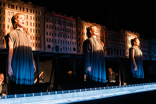 В Театре Камбуровой спели оду Петербургу