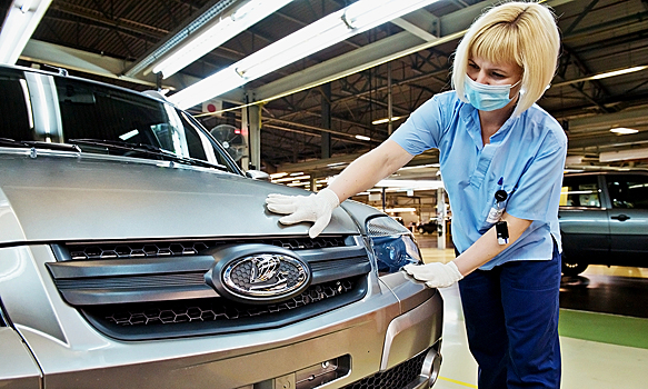 «АвтоВАЗ» остановил производство