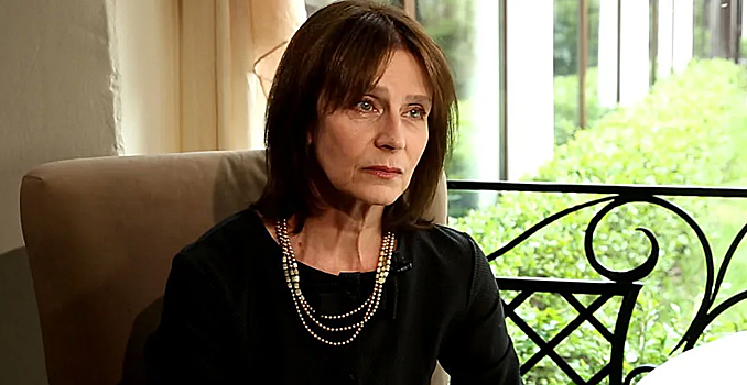 Елену Сафонову после аварии не спешат выписывать из больницы