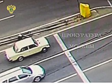 Московский хоккеист избил мужчину клюшкой и попал на видео