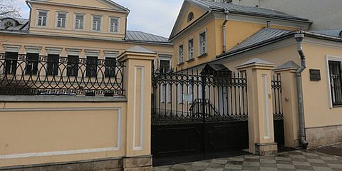 Мосгорнаследие рассчитывает, что дом XVIII века на ул. Пятницкая начнут реставрировать в ближайшее время