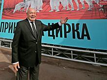 А иностранцы пусть приезжают к нам