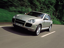 Когда можно быстро и везде: история разработки и успеха Porsche Cayenne