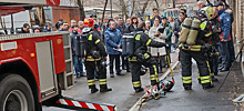 Московские пожарные провели тренировку в Лефортово