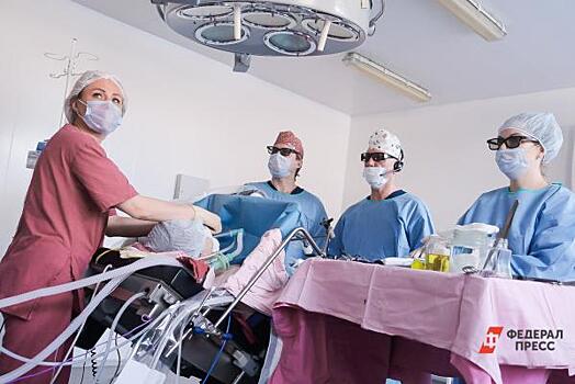 Глава депздрава Югры отметил профессиональные победы медиков в 2021 году