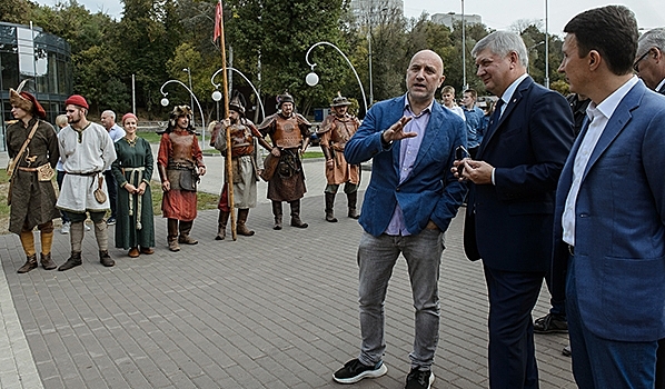 В Центральном парке Воронежа открылся фестиваль «Русское лето»