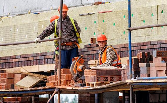 Кирпич и бетон станут дефицитом? Производству базовых стройматериалов прочат заметный спад