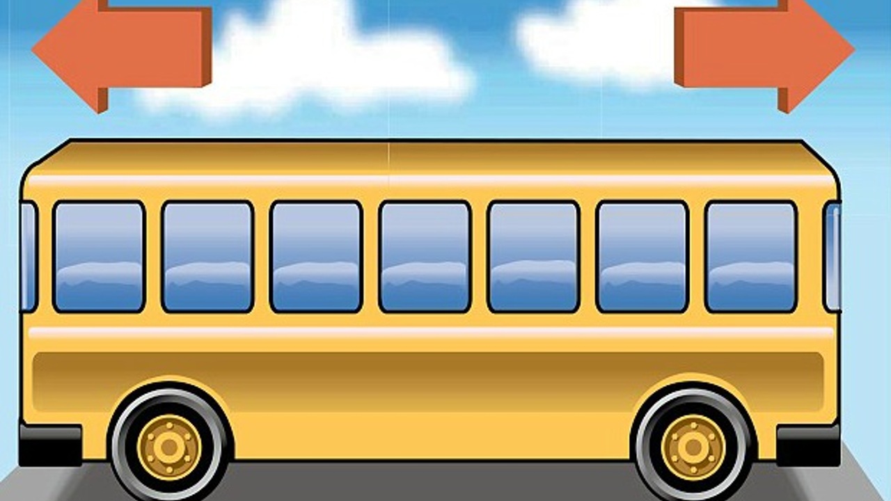 Картинка едет автобус. В какую сторону едет автобус. Загадка про автобус для детей. В какую сторону едет автобус загадка. Головоломка про автобус.