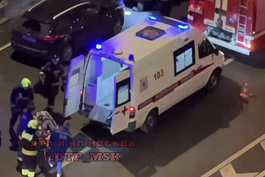 В Москве машина сбила восьмилетнюю девочку около метро