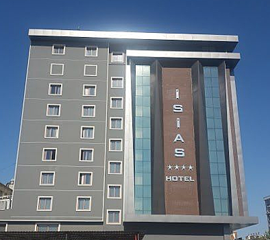 Группа гидов попала под завалы в турецком отеле