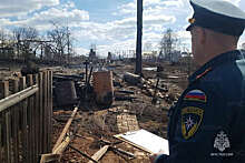 МЧС РФ: в Вихоревке Иркутской области полностью ликвидирован крупный пожар