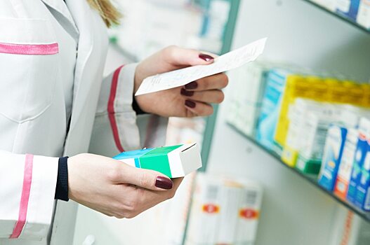 Саратовских врачей призвали не назначать антибиотики для профилактики