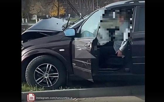 Появилось видео с места аварии на улице Спортивной в Рязани