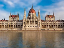 Глава МИД Венгрии ожидает укрепление бизнес-партнерства с Россией