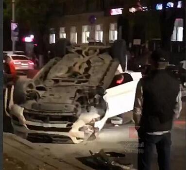 В полиции прокомментировали столкновение Mercedes и Lexus в центре Краснодара