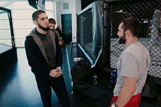 Шоу The Ultimate Fighter 31-й сезон, 10-я серия TUF, что входит в шоу, Конор Макгрегор — Майкл Чендлер, Ислам Махачев