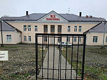 Ворота без забора спилили в Череповце