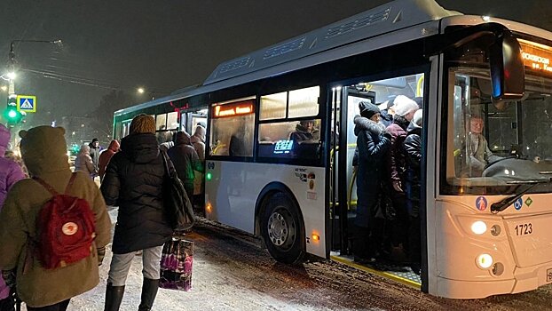 В Кирове вновь заговорили об увеличении платы за проезд в общественном транспорте