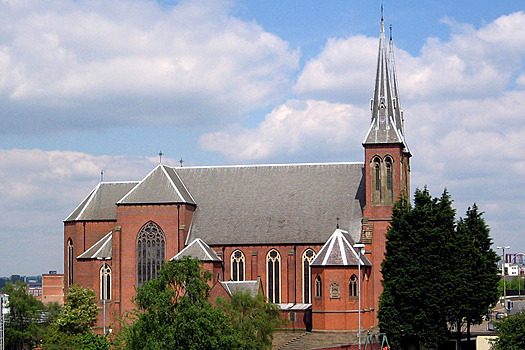 Мусорный коллапс произошел в европейском городе