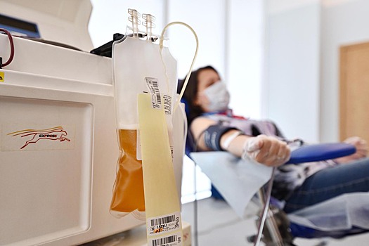 В Москве более 10 тысяч пациентов с COVID-19 получили плазму крови с антителами