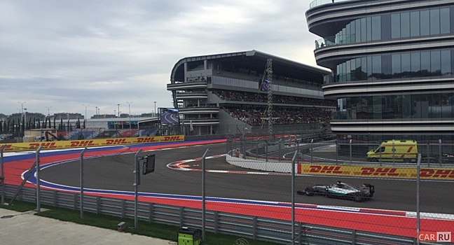 В Узбекистане выставлен на продажу уникальный гоночный автомобиль «Эстония-21»