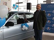 В Казани вручили автомобили инвалидам, получившим травмы на производстве