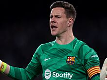 «Мы будем уважать его решение». Флик — о возможном переходе тер Штегена в «Жирону»