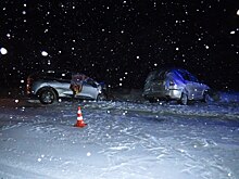 В Саракташе лоб в лоб столкнулись две иномарки