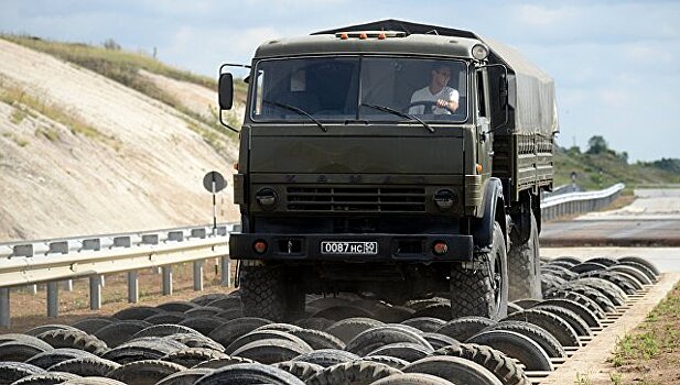 Под Волгоградом финишировали экипажи "Военного ралли"