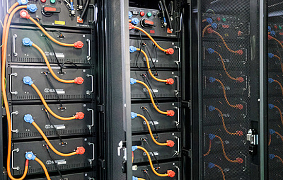 Кабмин обсуждает системы накопления мощности для покрытия энергодефицита