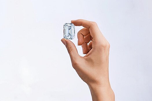 Крупнейший в истории российский бриллиант выставили на аукцион