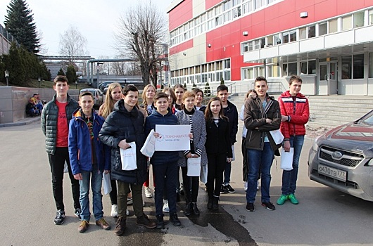 Столичные школьники приняли участие в мастер-классах в технопарке «Слава»