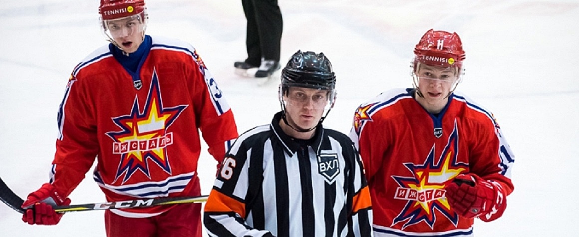 Хоккеисты «Ижстали» в серии буллитов проиграли «Южному Уралу»