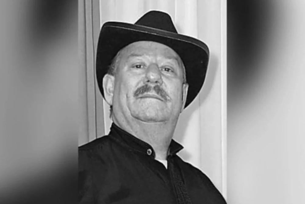 Умер заслуженный артист России Юрий Чекмарев