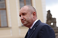 Президент Болгарии Румен Радев: Страной управляют "из закулисья"