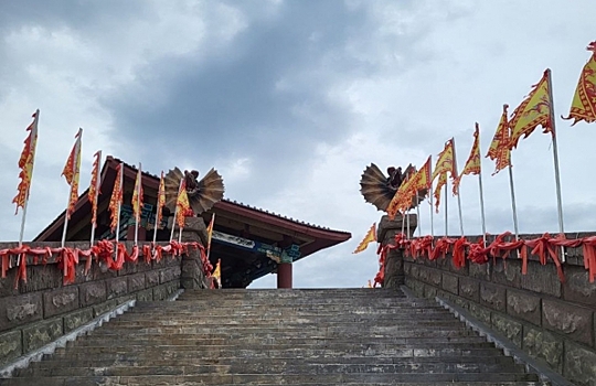 Сколько денег нужно с собой в Китай, как искать такси и покупать билеты дешевле: ответы на главные вопросы начинающего путешественника