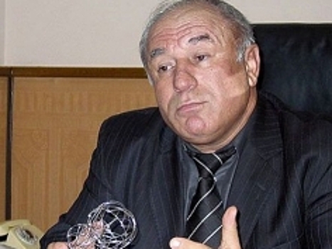 В Дагестане депутат насильно вернул себя в партию