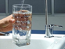 Онкологи: питьевая вода может вызвать рак груди